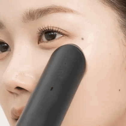 Микротоковый аппарат для ухода за кожей medicube AGE-R Booster Pro Pink