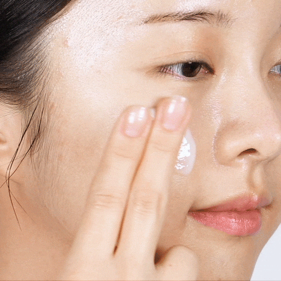 Бустер-эссенция с ретинолом и центеллой VT Cosmetics Cica Reti-A Essence 0.3