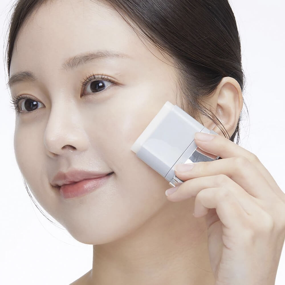 Стик-бальзам с пептидами и ПДРН VT Cosmetics PDRN Essence Stick Balm